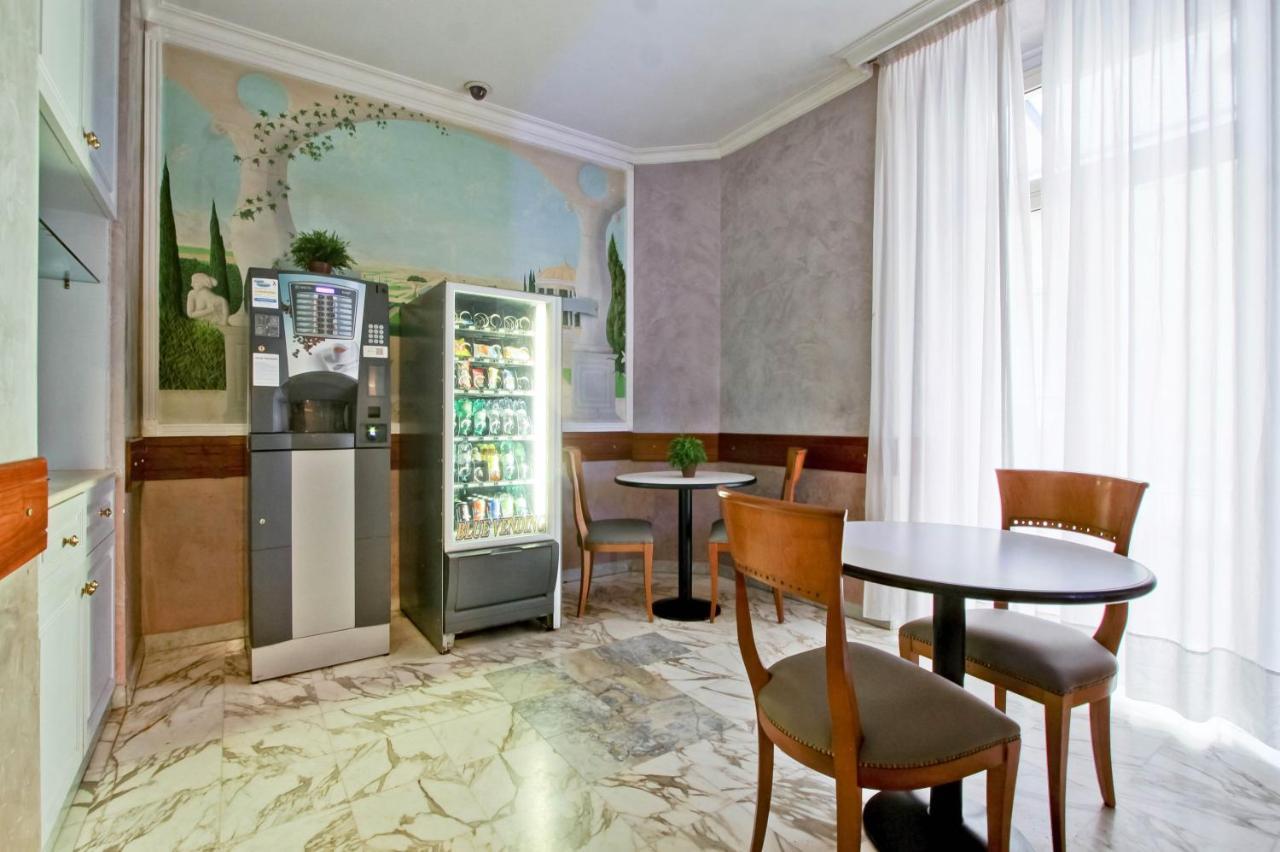 Hotel Invictus - Rome — Photos 3
